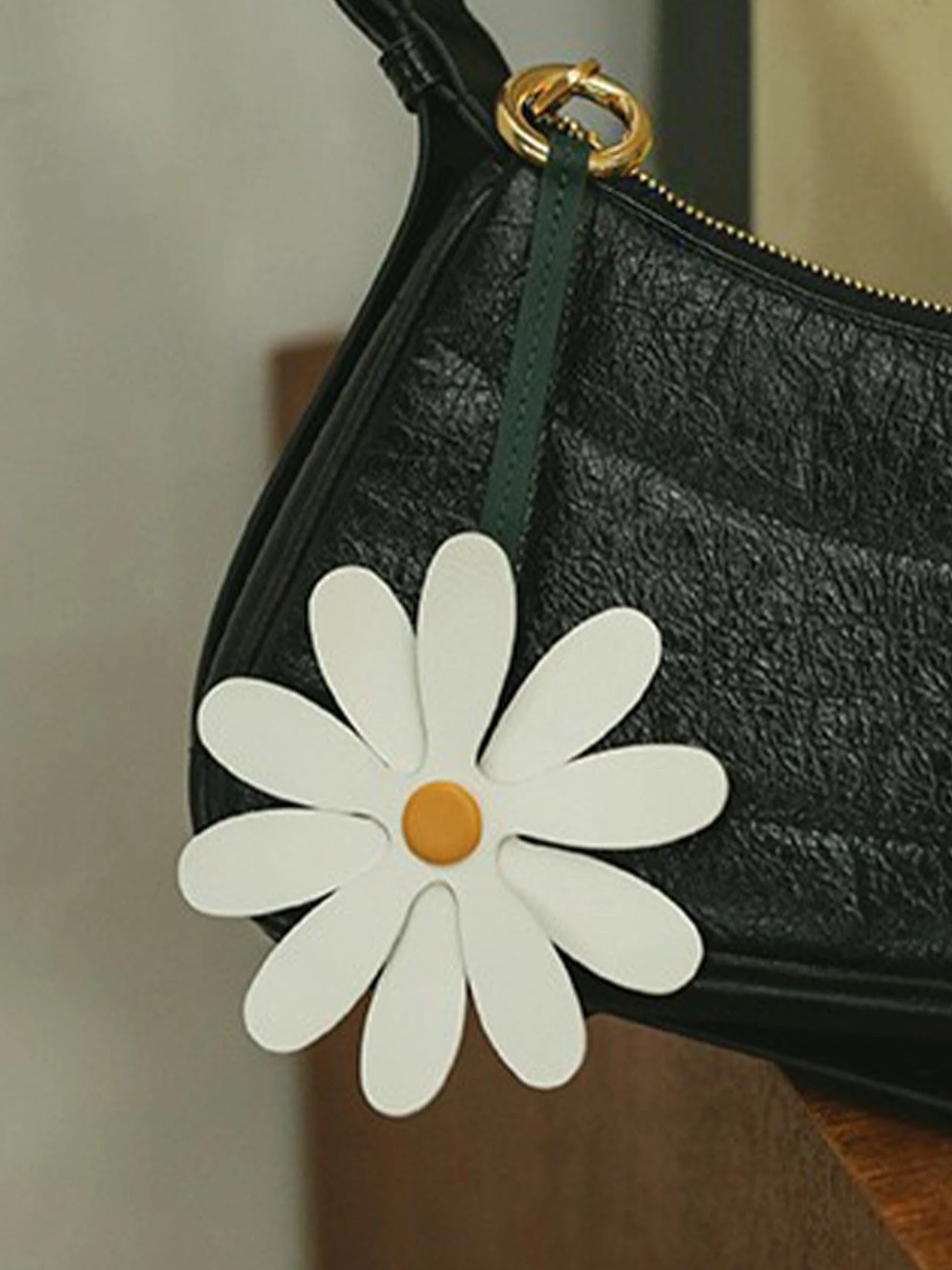 Leather Daisy Charm - Image 4