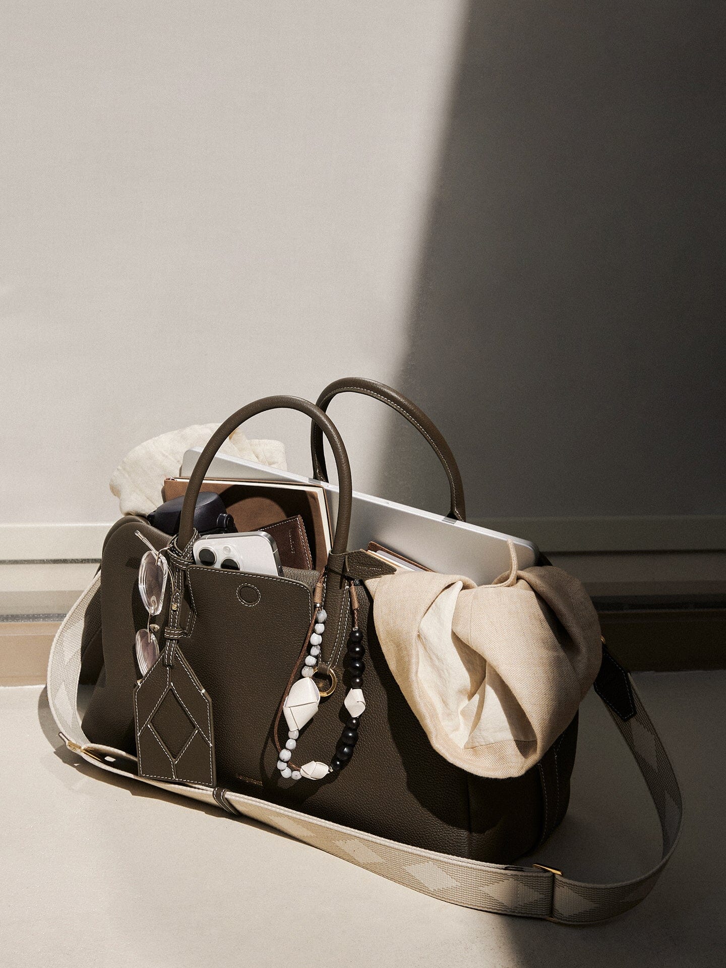 Large Yore Bowling Bag - Image 3