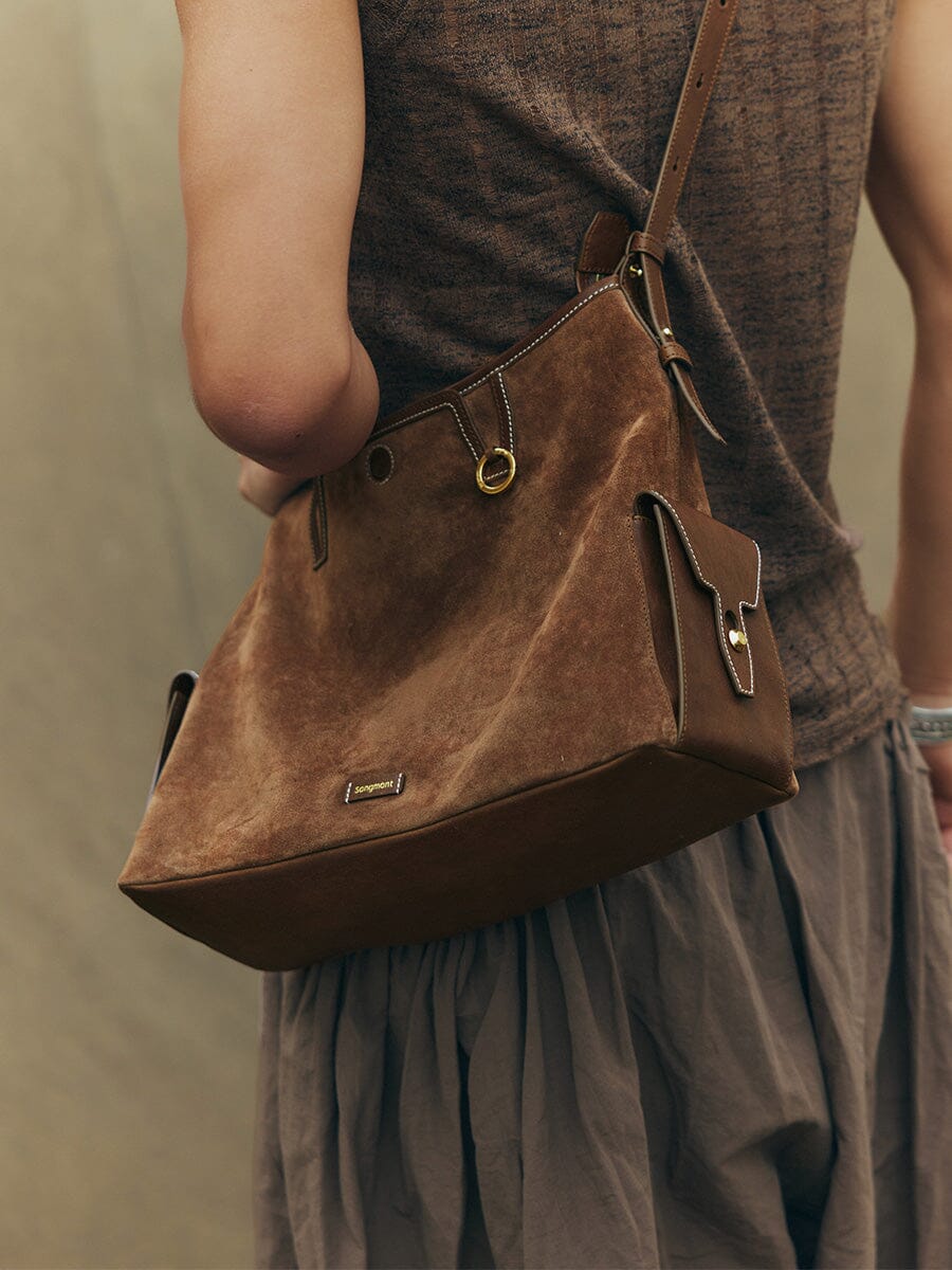 Medium Yore Hobo Bag - Image 3