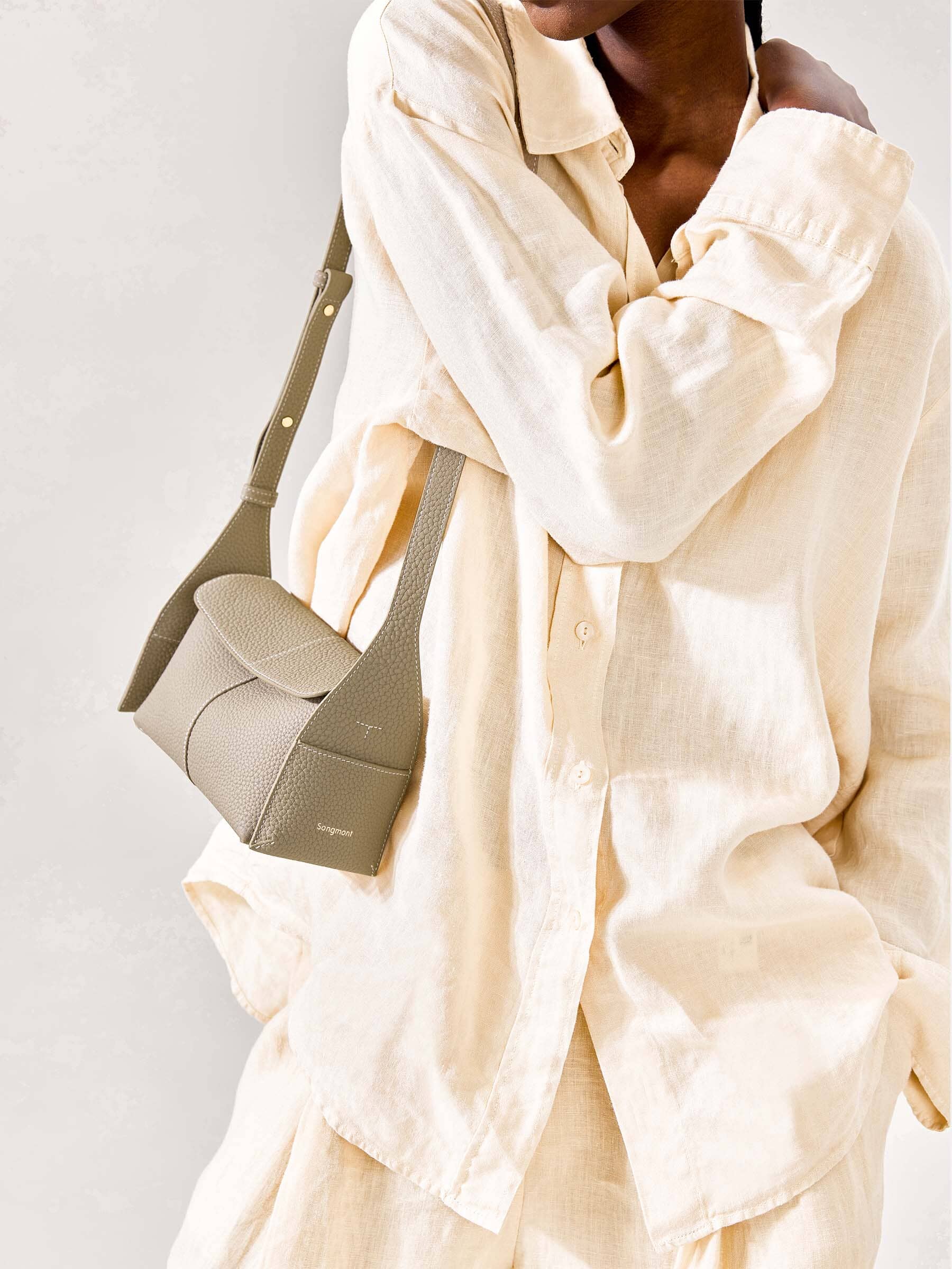 Mini Drippy Roof Bag - Image 10